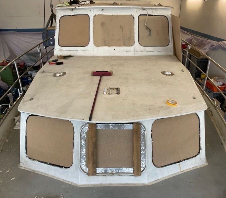 Entfernung von Verunreinigungen von Holzoberflächen - nachher